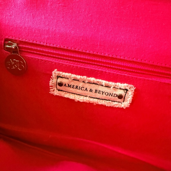 America & Beyond Clutch - New Confetti - Picture 5 of 6